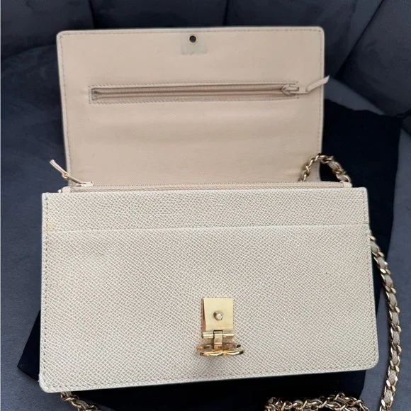 Chanel Caviar Beige small flap crossbody bag with gold chain and cc lock - Picture 12 of 13